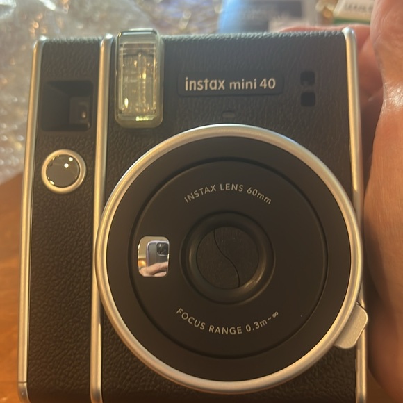 Instax Mini 40 Instant Camera + Film - Picture 2 of 2
